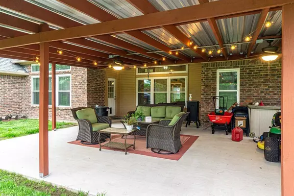 15123 Boaz Lane, Lindale, TX 75771