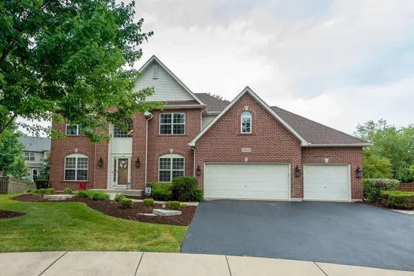 13422 Lindengate CT, Plainfield, IL 60585