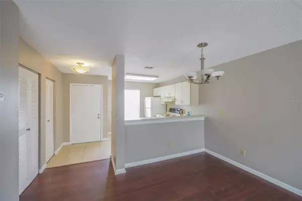 2572 WOODGATE BLVD #205, Orlando, FL 32822