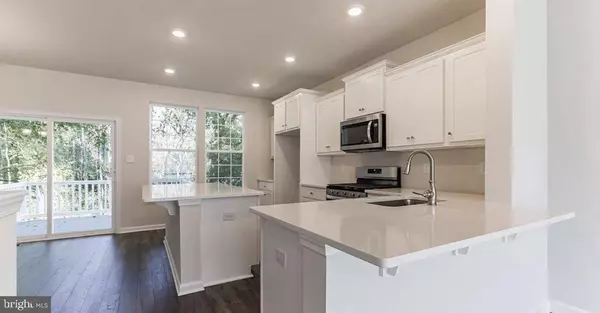 57 AUTUMN PARK DR, Medford, NJ 08055