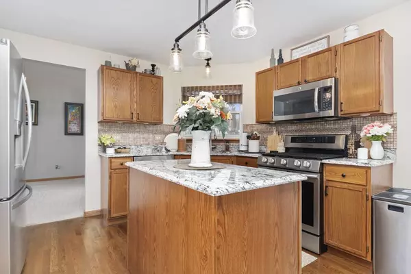 7319 Atkinson CIR, Plainfield, IL 60586