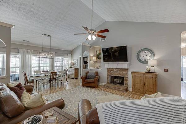 565 Jefferson Walk CIR, Jefferson, GA 30549