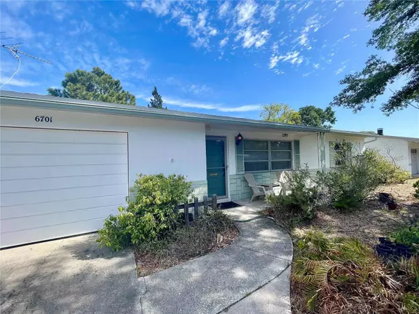 6701 31ST TER N, St Petersburg, FL 33710