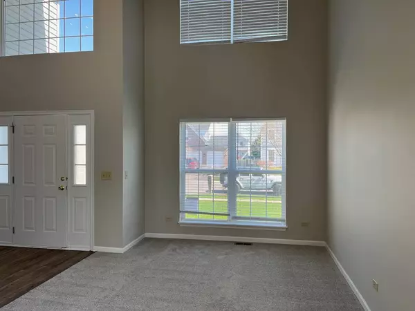 1811 Prairie Ridge Drive, Plainfield, IL 60586