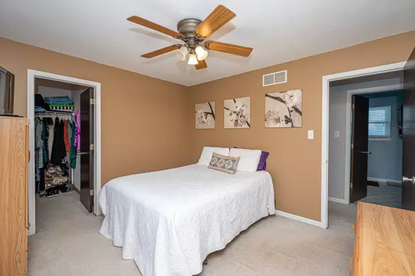 2108 Alpine WAY, Plainfield, IL 60586