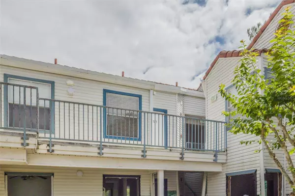 2572 WOODGATE BLVD #205, Orlando, FL 32822