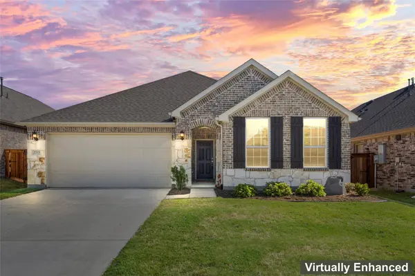 2713 Thornhill Lane, Mansfield, TX 76084