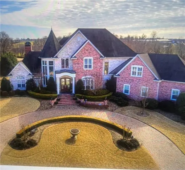 12097 Churchill Downs, Elm Springs, AR 72762