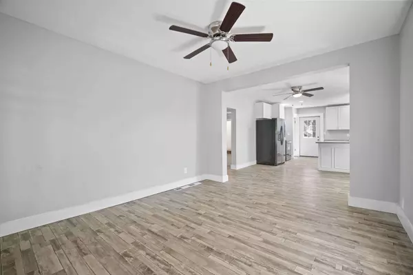 329 N Grinnell Street, Jackson, MI 49202