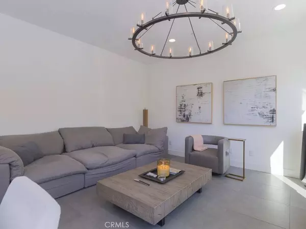 2041 Bluff RD, Chino Hills, CA 91709