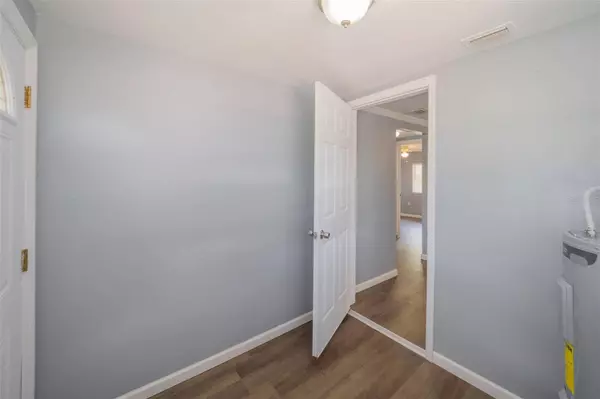 314 E 7TH ST, Apopka, FL 32703