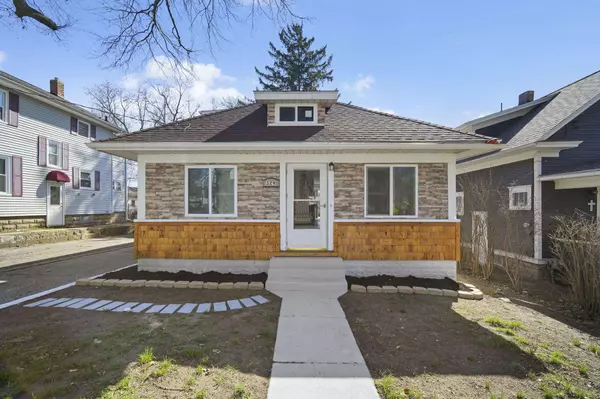 329 N Grinnell Street, Jackson, MI 49202