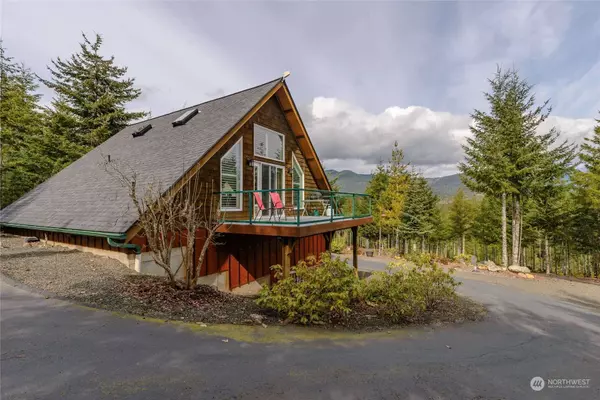 21 N Hamma Ridge CT, Lilliwaup, WA 98555