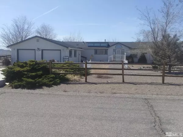 6205 W Empey Dr, Stagecoach, NV 89429-6230