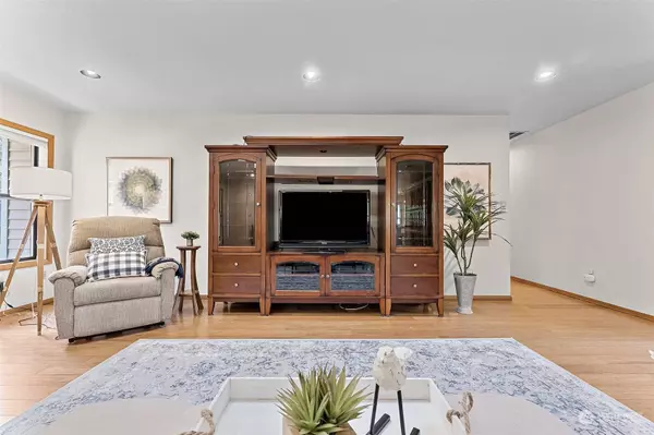 3910 8th ST NW, Gig Harbor, WA 98335