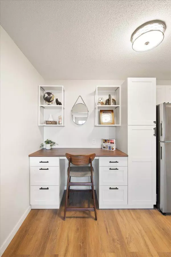 4397 Wilshire BLVD #103, Mound, MN 55364