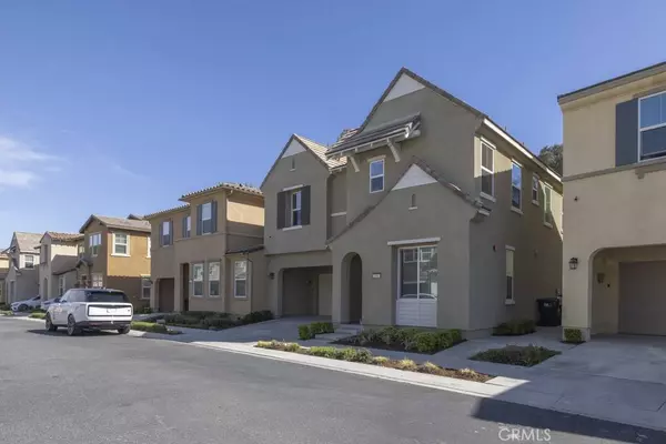 2041 Bluff RD, Chino Hills, CA 91709