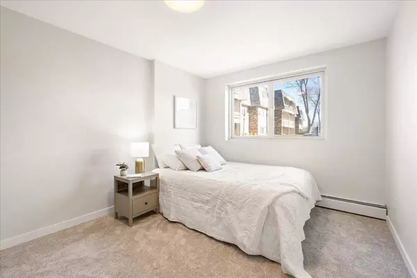 4397 Wilshire BLVD #103, Mound, MN 55364