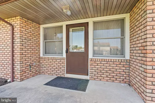 715 N 11TH AVE, Lebanon, PA 17046