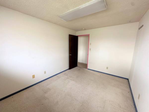 327 Arnwood St, Medford, OR 97501