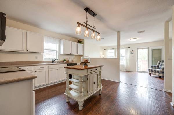 12808 Cedar Hollow Drive, Fort Worth, TX 76244