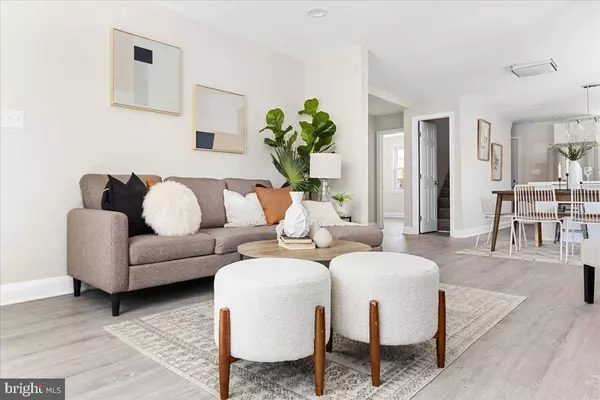 3006 OAK FOREST DR, Parkville, MD 21234