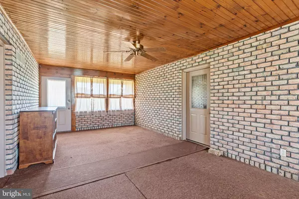 715 N 11TH AVE, Lebanon, PA 17046