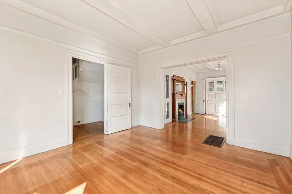 884 Aileen ST, Oakland, CA 94608