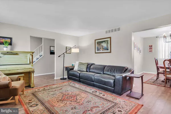 111 SHIRE DR, Sewell, NJ 08080