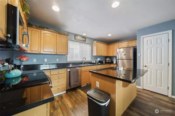 18203 96th AVE E, Puyallup, WA 98375