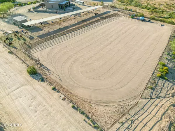 21128 W RESTIN Road, Wittmann, AZ 85361