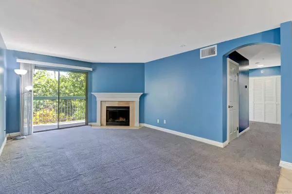 5525 Shasta Lane #201, La Mesa, CA 91942