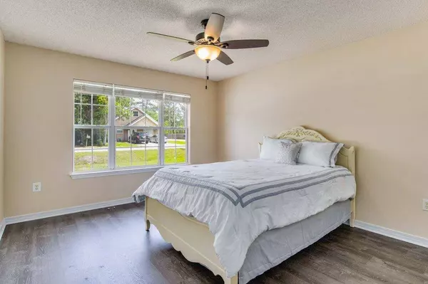 48 Howard Street, Niceville, FL 32578