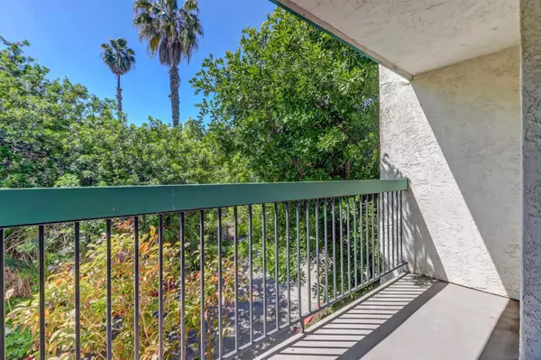 5525 Shasta Lane #201, La Mesa, CA 91942