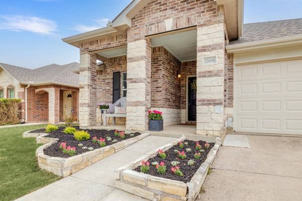 12808 Cedar Hollow Drive, Fort Worth, TX 76244