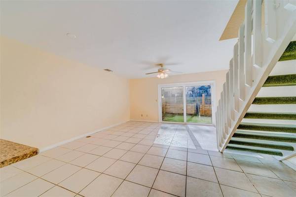 2302 BRIGADOON DR, Clearwater, FL 33759