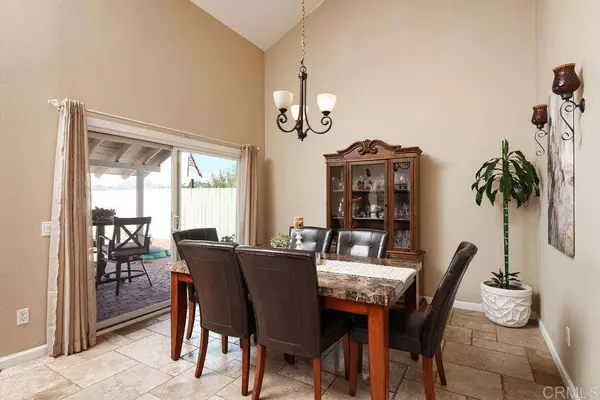 11020 Paseo Castanada, La Mesa, CA 91941