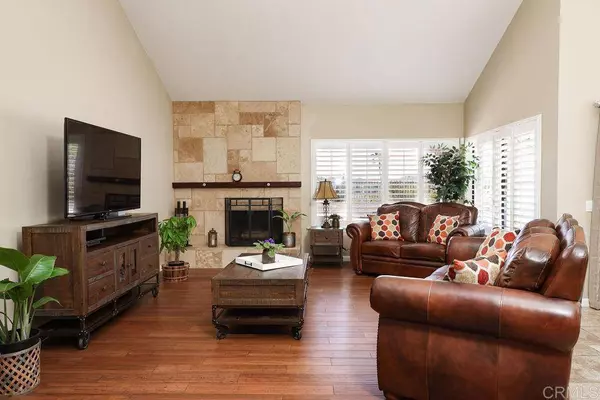 11020 Paseo Castanada, La Mesa, CA 91941