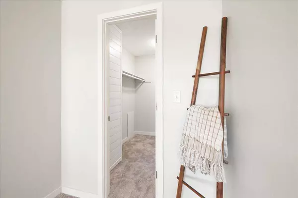 4397 Wilshire BLVD #103, Mound, MN 55364