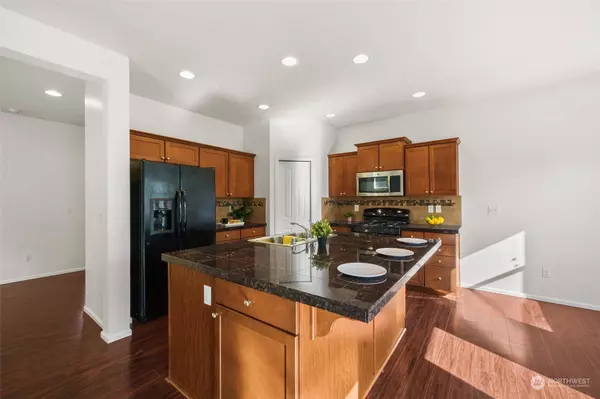 38030 41st PL S, Auburn, WA 98001