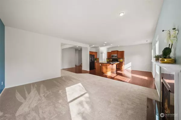 38030 41st PL S, Auburn, WA 98001