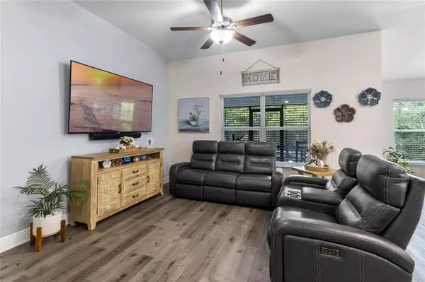 1206 WAHNETA CT, Kissimmee, FL 34759