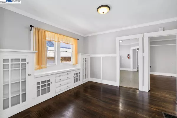 2246 Ransom Ave, Oakland, CA 94601