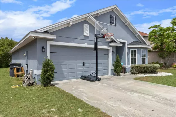 1206 WAHNETA CT, Kissimmee, FL 34759