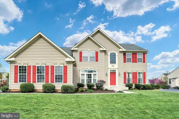 306 CLOUDLESS SKY DR, Mechanicsburg, PA 17050
