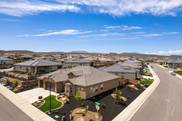 490 S Bracciano DR, St George, UT 84770