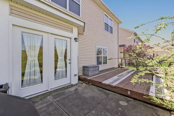 1130 Hampton DR, Greenwood, IN 46143