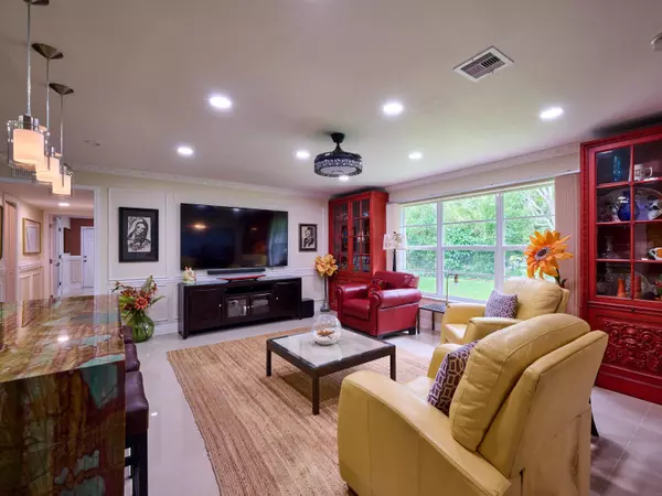 1217 S Drive WAY D, Delray Beach, FL 33445