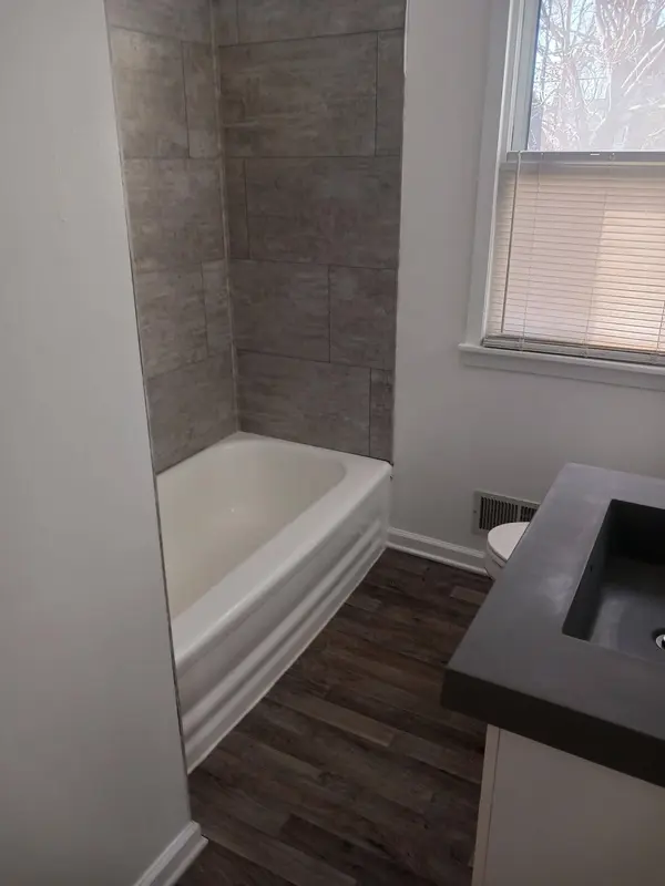 157 Horizon CIR NE, Fridley, MN 55421