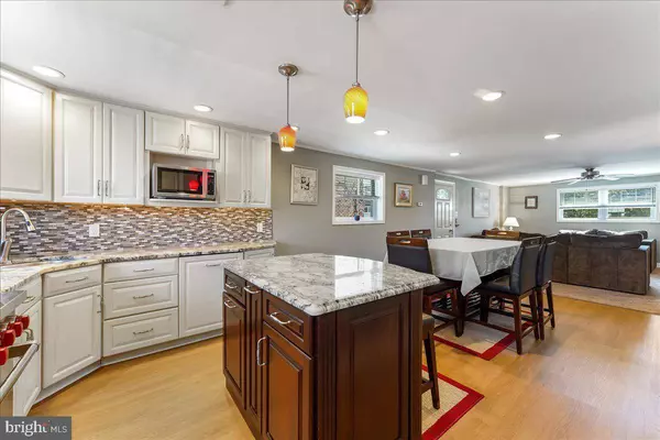 115 MEADOW LN, Philadelphia, PA 19154